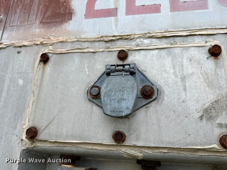 image for item OM9360 1990 Strick dry van trailer