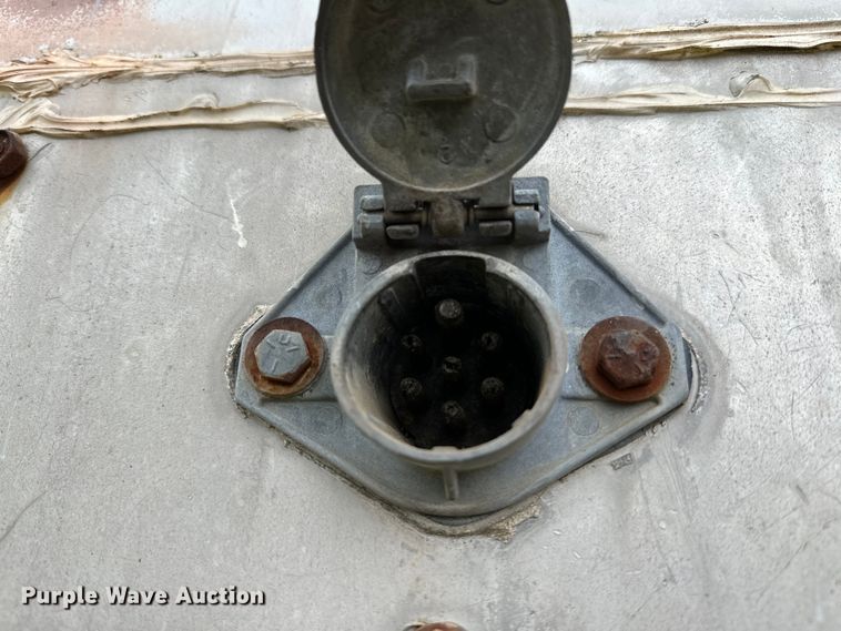 image for item OM9360 1990 Strick dry van trailer