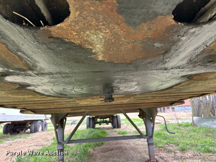 image for item OM9360 1990 Strick dry van trailer