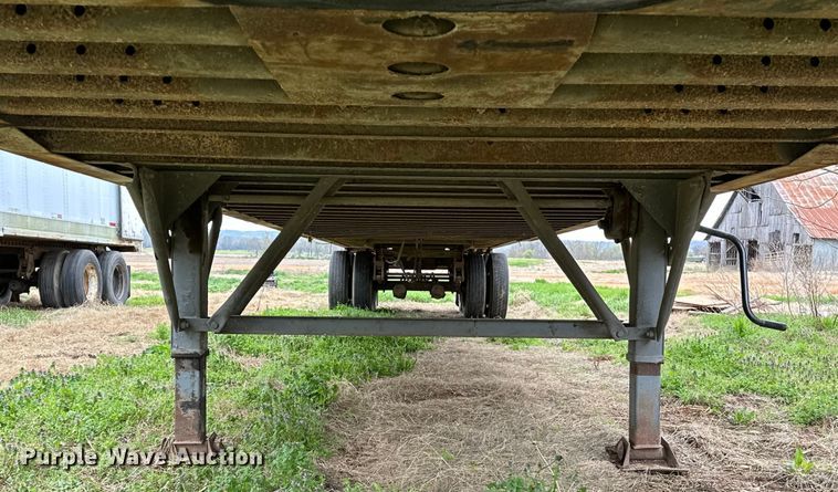 image for item OM9360 1990 Strick dry van trailer