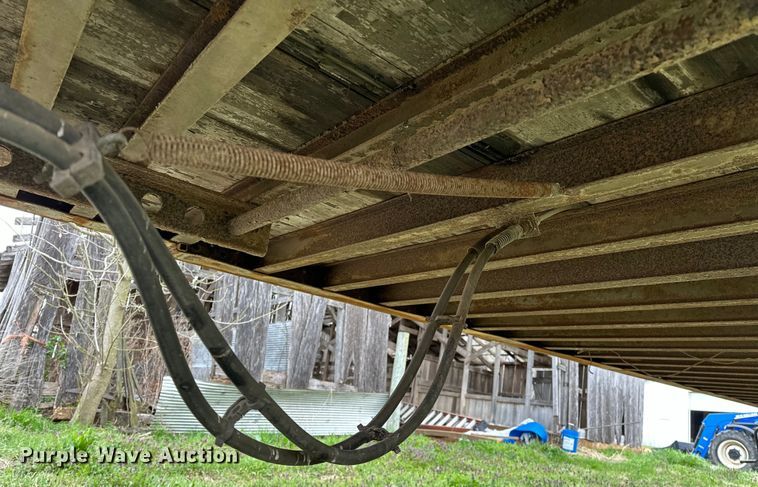 image for item OM9360 1990 Strick dry van trailer