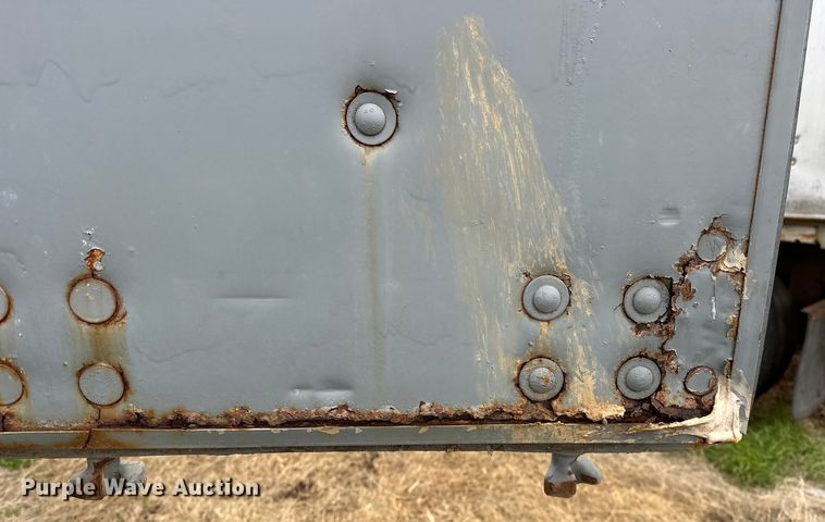 image for item OM9360 1990 Strick dry van trailer