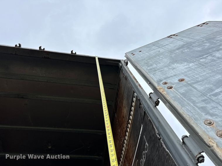 image for item OM9360 1990 Strick dry van trailer