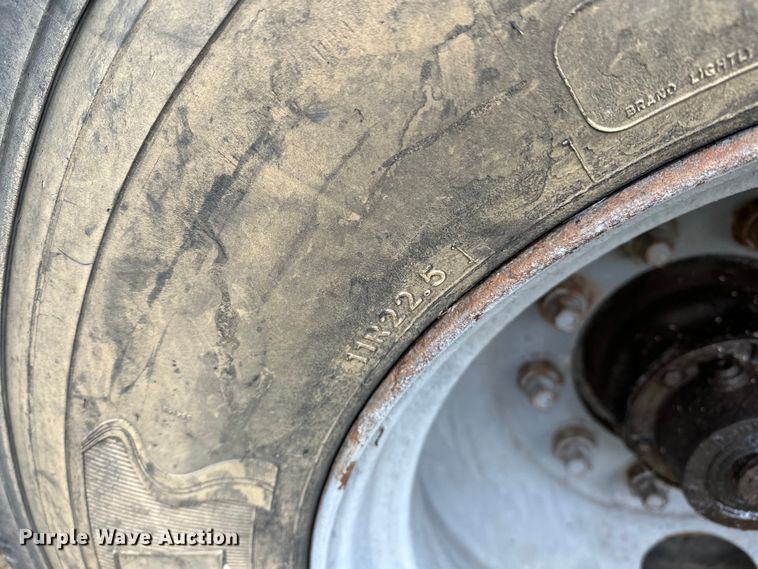 image for item OM9360 1990 Strick dry van trailer