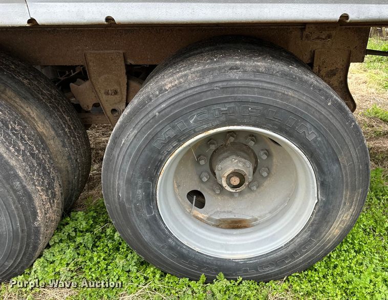 image for item OM9360 1990 Strick dry van trailer