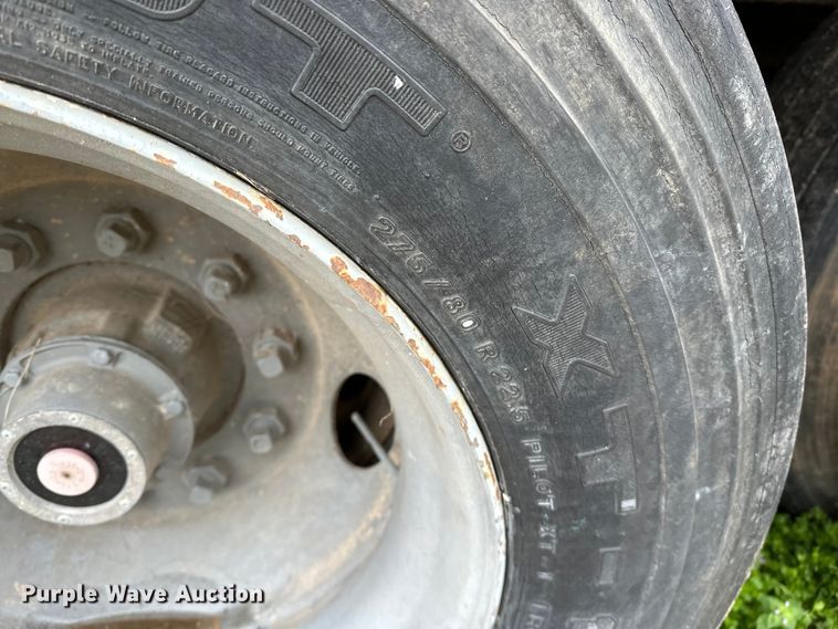 image for item OM9360 1990 Strick dry van trailer