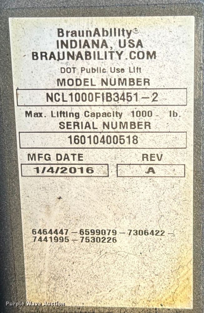 image for item DK7425 2016 Eldorado Aerotech Ford 220 shuttle bus