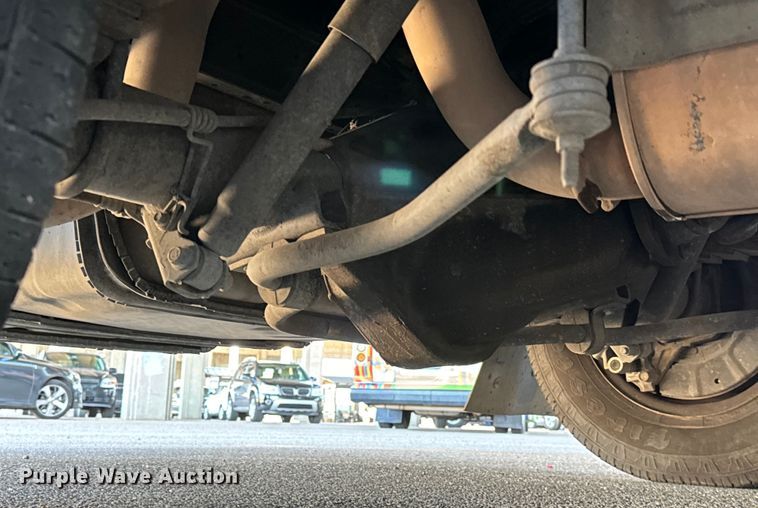 image for item DK7425 2016 Eldorado Aerotech Ford 220 shuttle bus