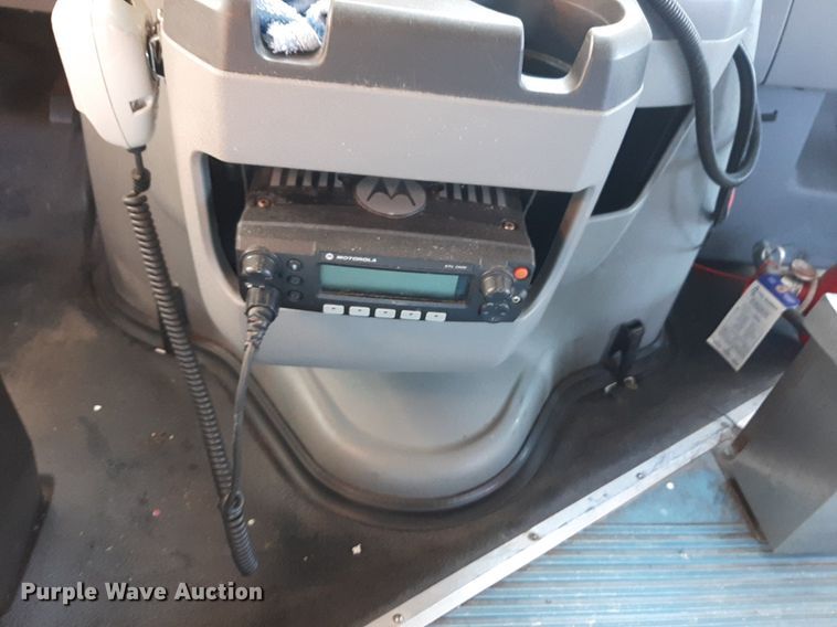 image for item DK7426 2016 Eldorado Aerotech Ford 220 shuttle bus