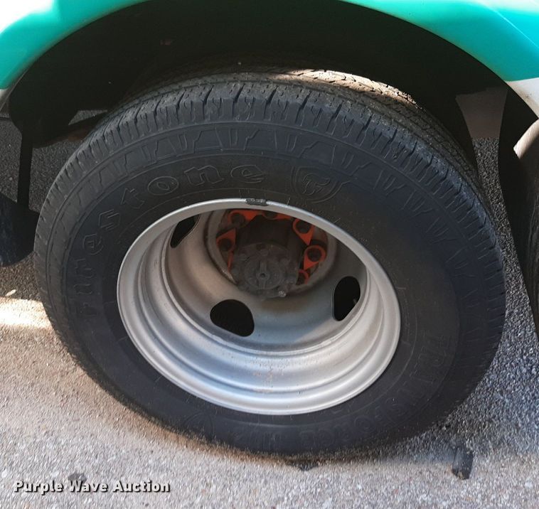 image for item DK7426 2016 Eldorado Aerotech Ford 220 shuttle bus