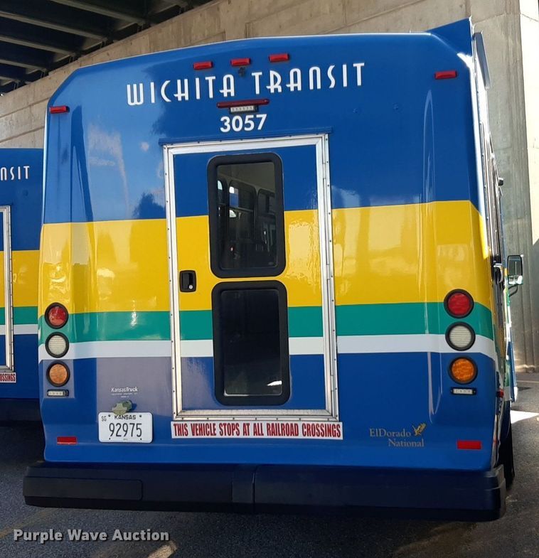 image for item DK7427 2016 Eldorado Aerotech Ford 220 shuttle bus