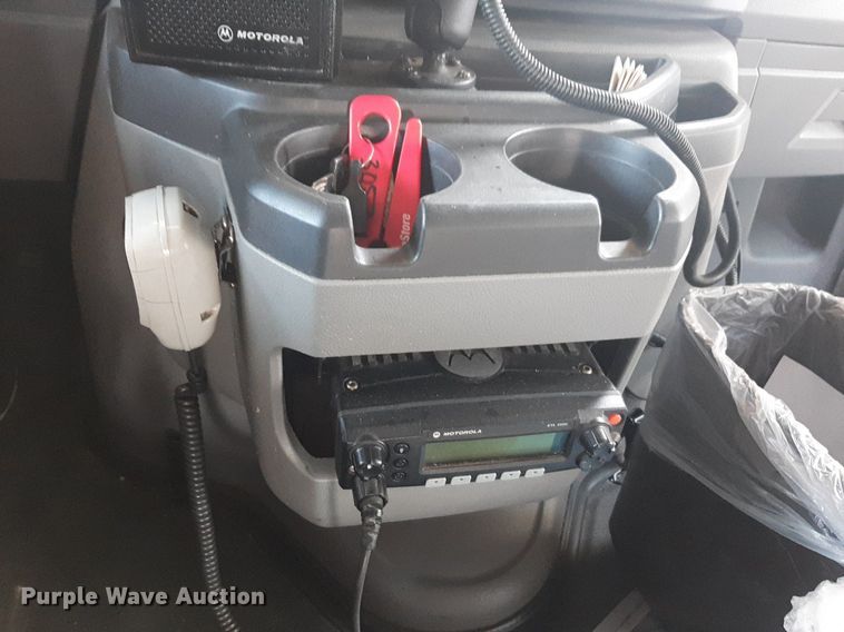 image for item DK7428 2016 Eldorado Aerotech Ford 220 shuttle bus