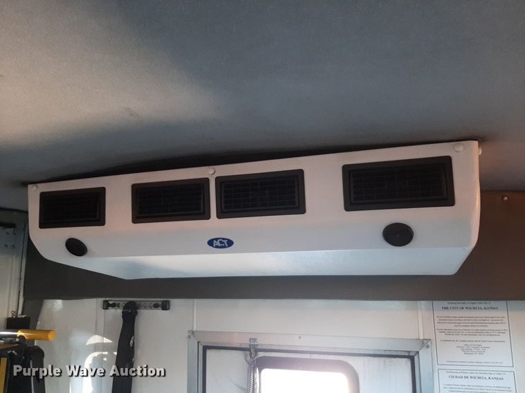 image for item DK7428 2016 Eldorado Aerotech Ford 220 shuttle bus