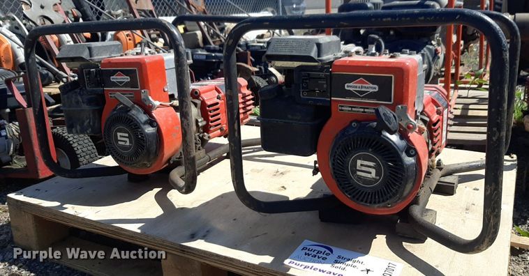 image for item DQ7017 (2)  Homelite 2500 generators