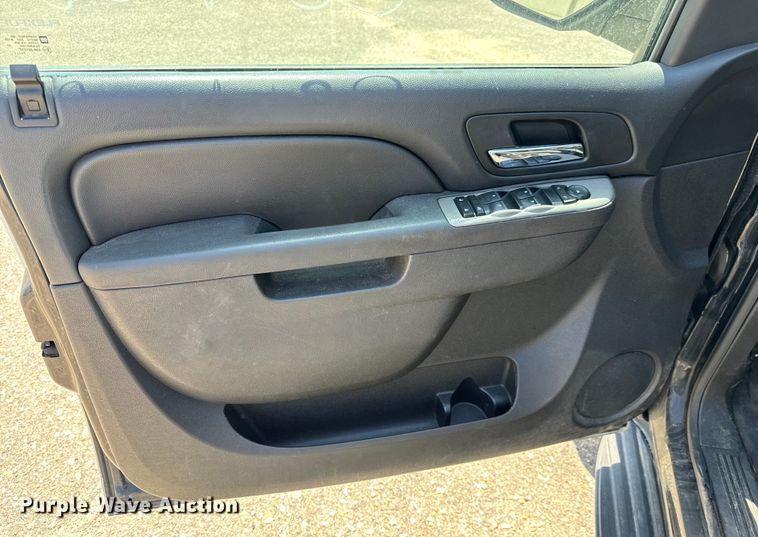 image for item NH9198 2014 Chevrolet  Tahoe Police SUV