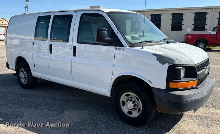 image for item NH9199 2007 Chevrolet  Express 2500 van