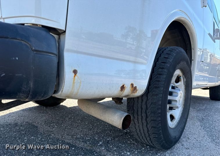 image for item NH9199 2007 Chevrolet  Express 2500 van