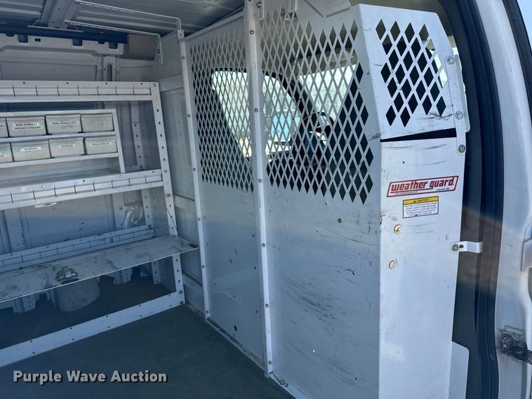 image for item NH9199 2007 Chevrolet  Express 2500 van