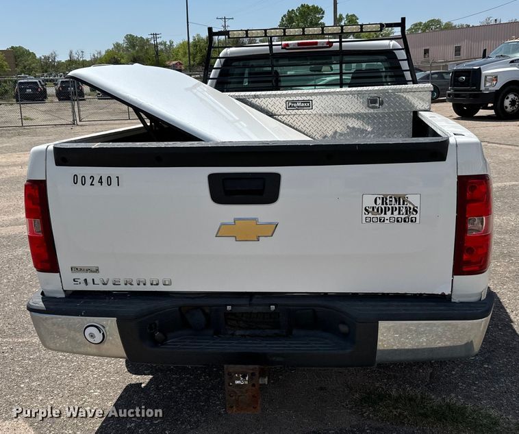 image for item NH9201 2011 Chevrolet  Silverado 1500 Ext. Cab pickup truck