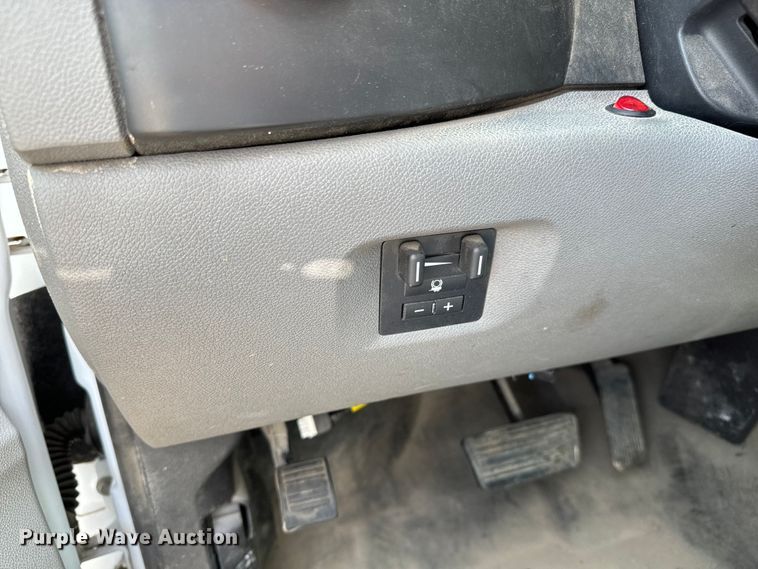 image for item NH9201 2011 Chevrolet  Silverado 1500 Ext. Cab pickup truck