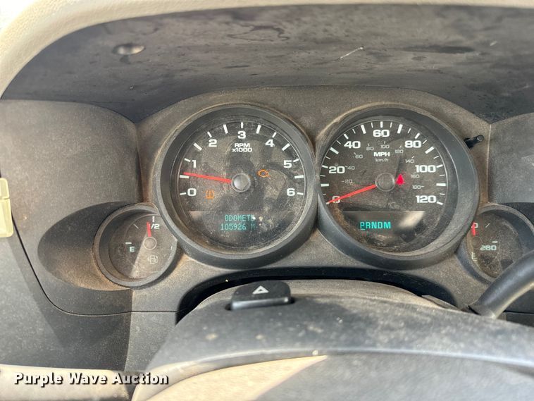 image for item NH9202 2011 Chevrolet  Silverado 1500 Ext. Cab pickup truck