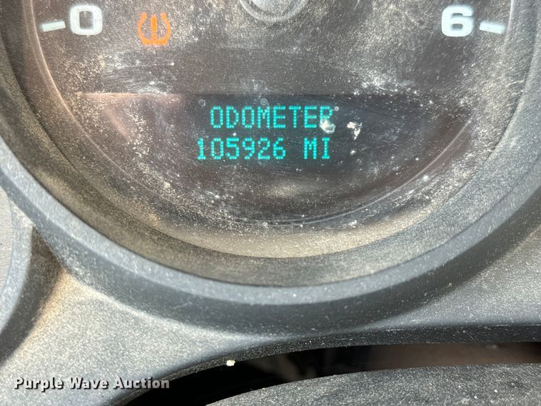 image for item NH9202 2011 Chevrolet  Silverado 1500 Ext. Cab pickup truck