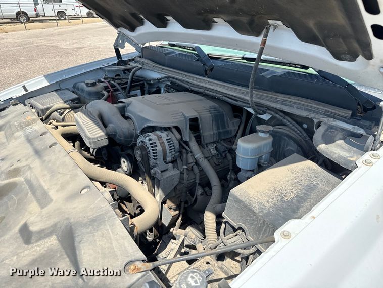 image for item NH9202 2011 Chevrolet  Silverado 1500 Ext. Cab pickup truck