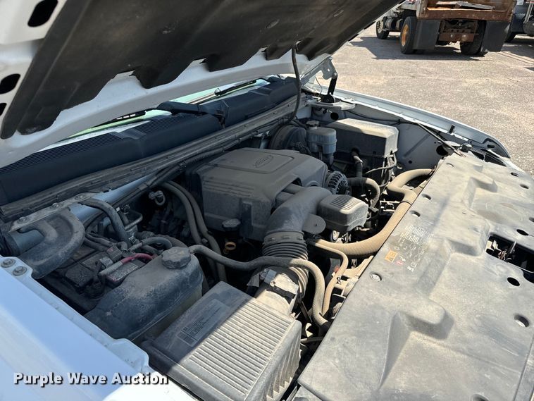 image for item NH9202 2011 Chevrolet  Silverado 1500 Ext. Cab pickup truck