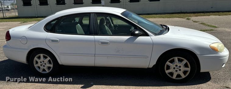 image for item NH9205 2006 Ford Taurus 