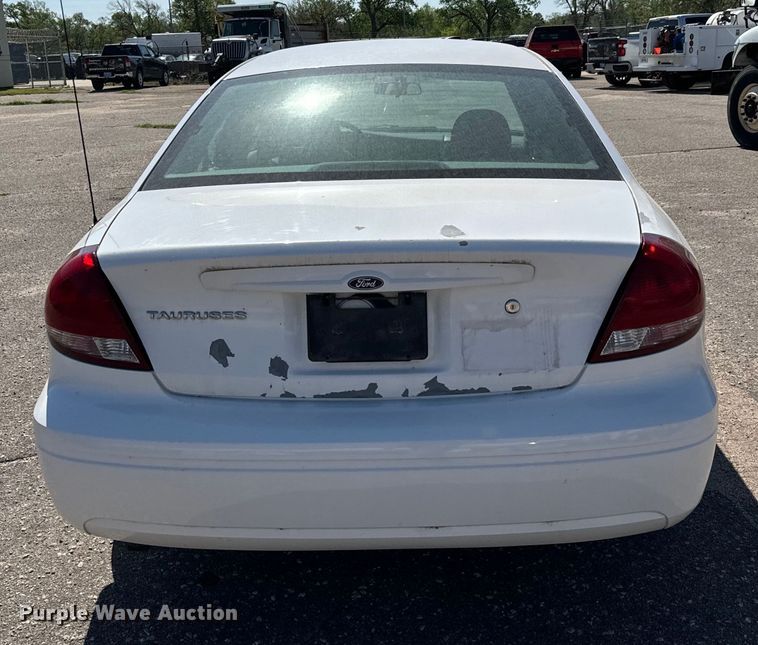 image for item NH9205 2006 Ford Taurus 
