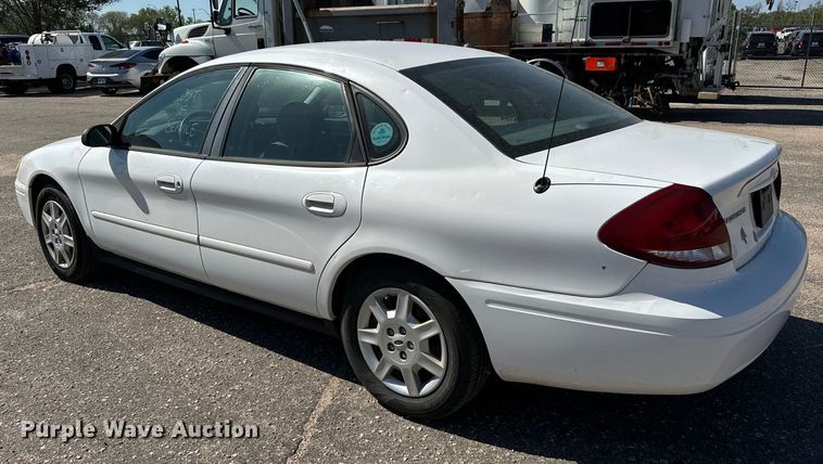 image for item NH9205 2006 Ford Taurus 