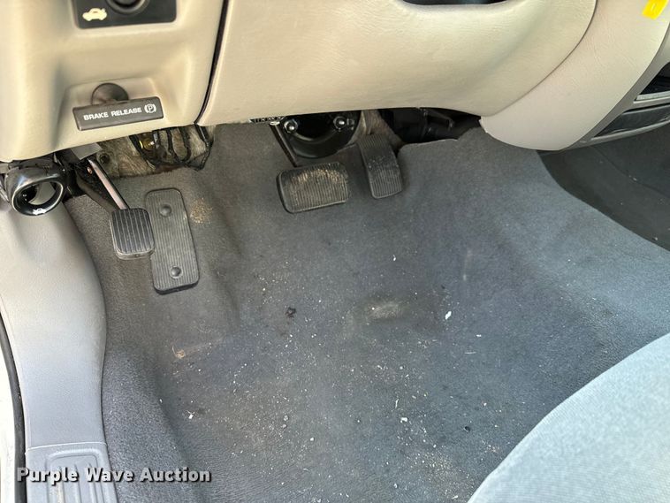 image for item NH9205 2006 Ford Taurus 