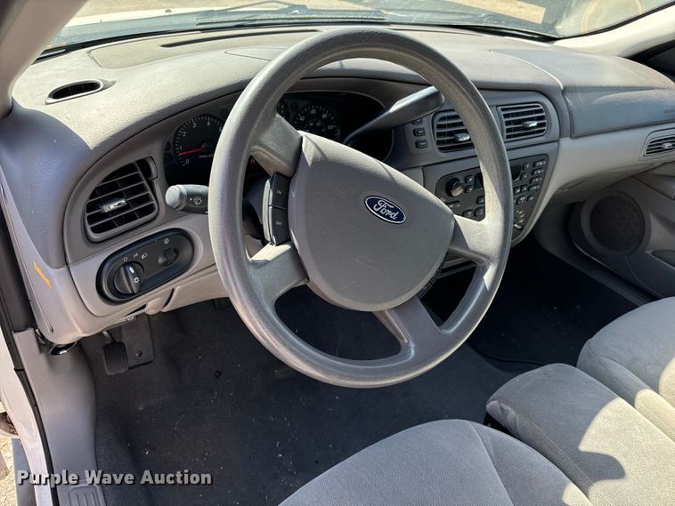 image for item NH9205 2006 Ford Taurus 