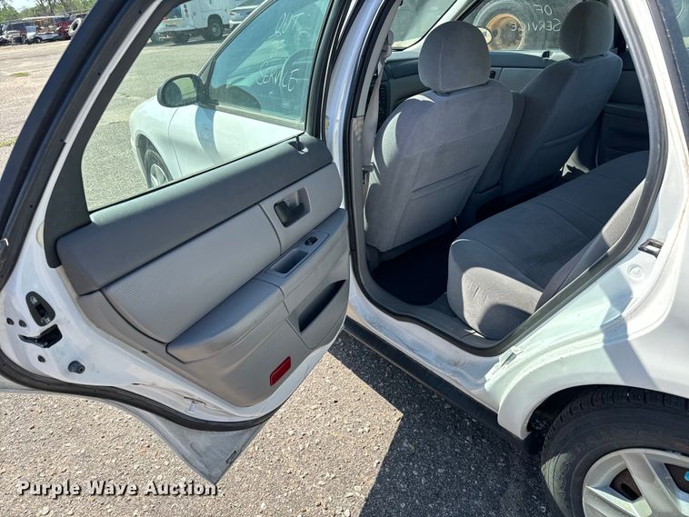 image for item NH9205 2006 Ford Taurus 