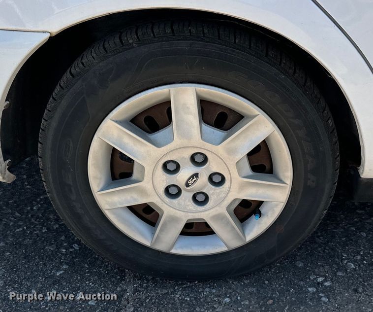 image for item NH9205 2006 Ford Taurus 
