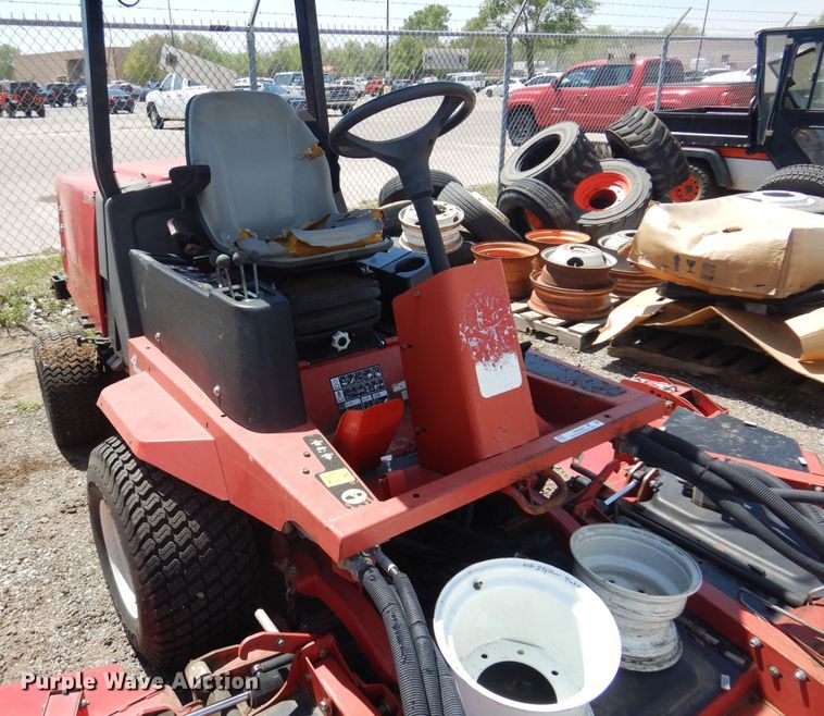 image for item NH9207 Toro Groundmaster 4100D lawn mower