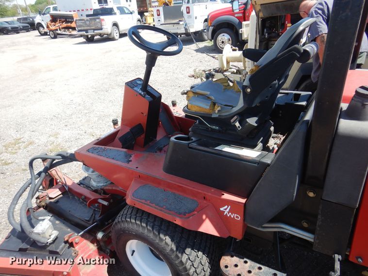 image for item NH9207 Toro Groundmaster 4100D lawn mower