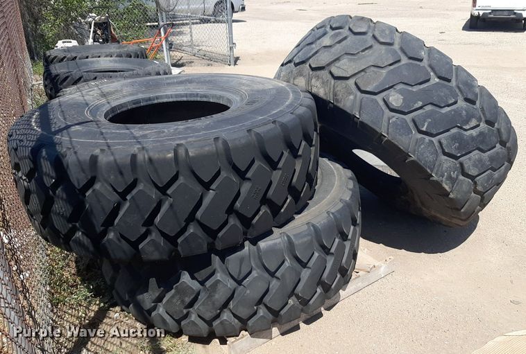 (3) wheel loader tires in Wichita, KS Item NH9208 for sale Purple Wave