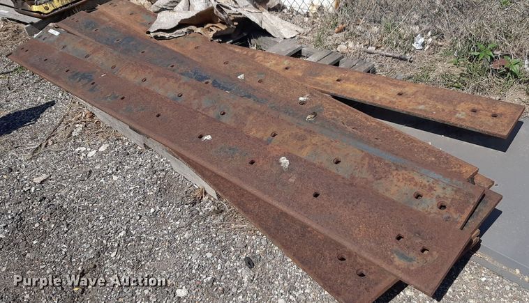 image for item NH9209 (10) 10' snow plow cutting edges