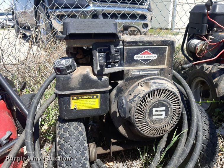 image for item NH9210 Lawn and garden 