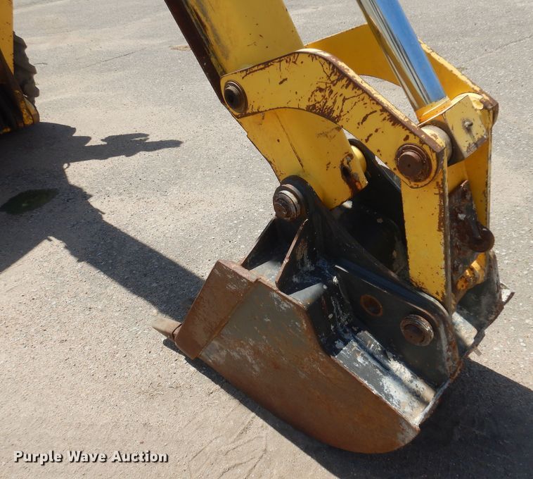 image for item NH9211 2003 New Holland LB75B backhoe