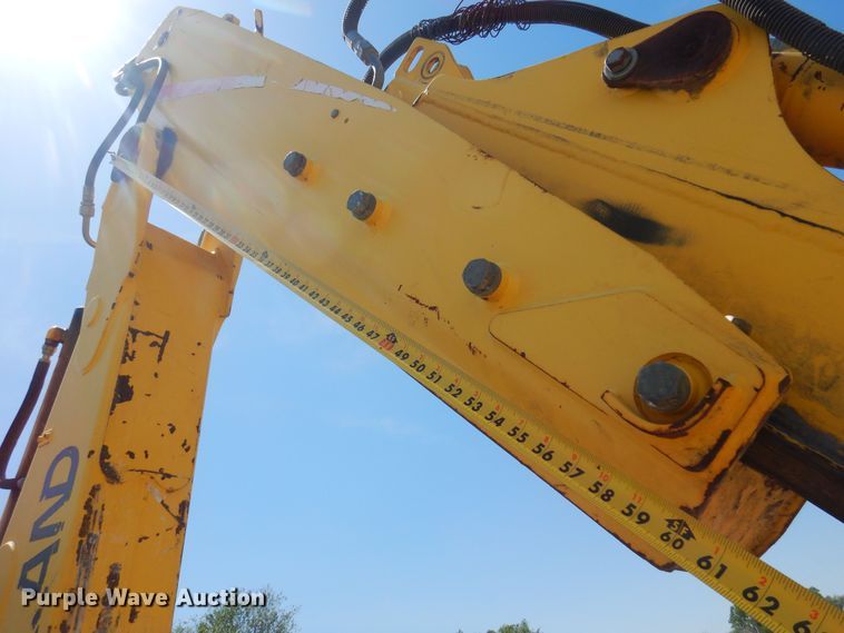 image for item NH9211 2003 New Holland LB75B backhoe