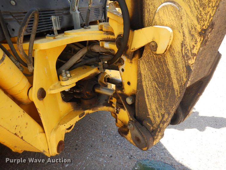 image for item NH9211 2003 New Holland LB75B backhoe