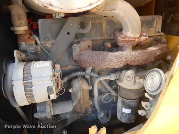 image for item NH9211 2003 New Holland LB75B backhoe