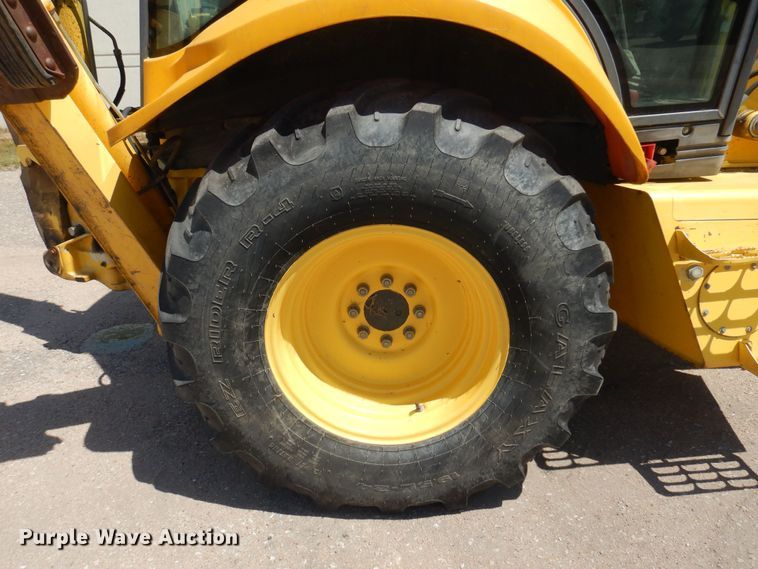 image for item NH9211 2003 New Holland LB75B backhoe