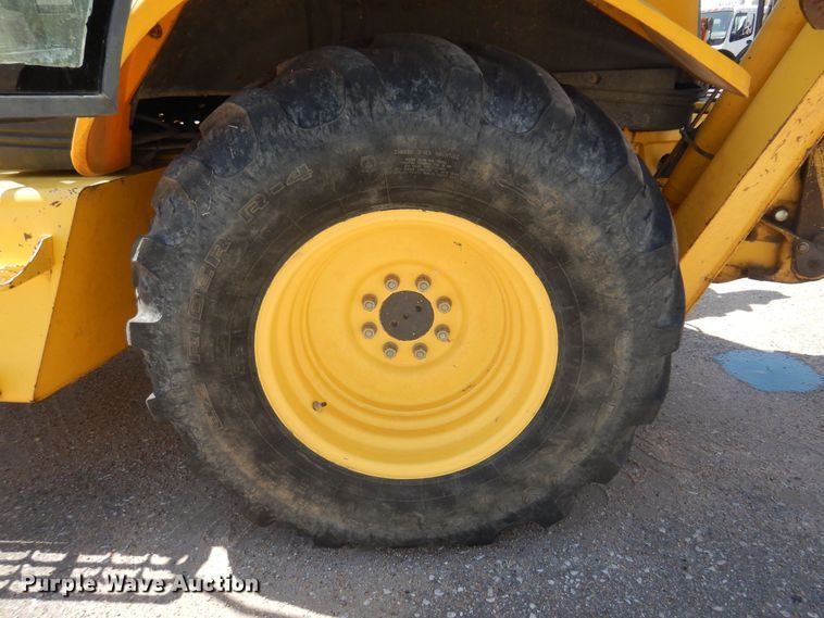 image for item NH9211 2003 New Holland LB75B backhoe