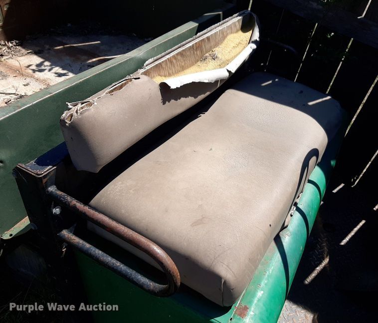 image for item NH9212 (2) Cushman golf carts