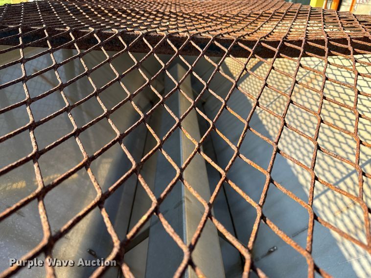 image for item NH9216 Henderson  8x304SS spreader