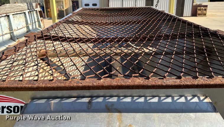 image for item NH9216 Henderson  8x304SS spreader