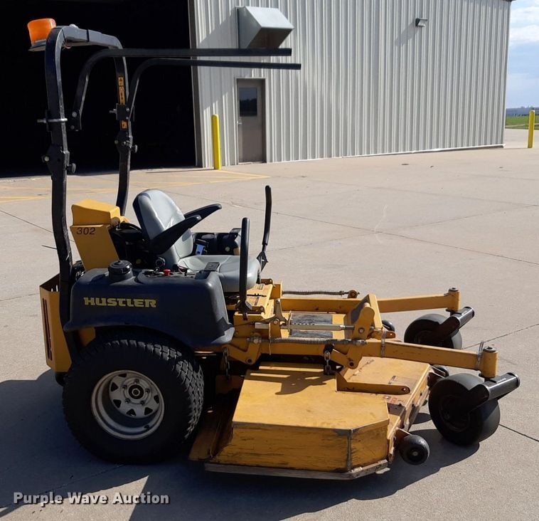 image for item NH9217 Hustler  Super Z ZTR lawn mower